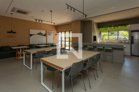 Apartamento à venda com 71m², 2 quartos e 1 vaga Apartamento à venda com 71m², 2 quartos e 1 vagaÁrea comum - Salão de festas