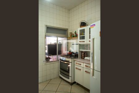 Casa à venda com 277m², 5 quartos e 2 vagasCozinha 