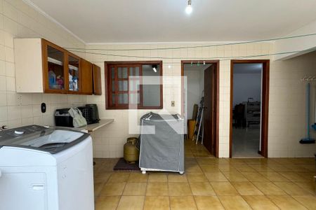 Casa de condomínio à venda com 300m², 4 quartos e 2 vagasÁrea de Serviço