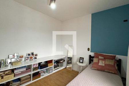 Casa de condomínio à venda com 300m², 4 quartos e 2 vagasQuarto 4