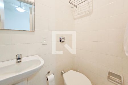 Apartamento para alugar com 350m², 4 quartos e 2 vagasBanheiro da Suíte 1