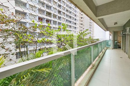 Apartamento para alugar com 249m², 4 quartos e 2 vagasVaranda