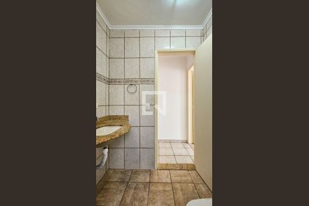 Casa para alugar com 235m², 3 quartos e 2 vagas Casa para alugar com 235m², 3 quartos e 2 vagasBanheiro