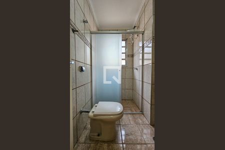 Casa para alugar com 235m², 3 quartos e 2 vagas Casa para alugar com 235m², 3 quartos e 2 vagasBanheiro