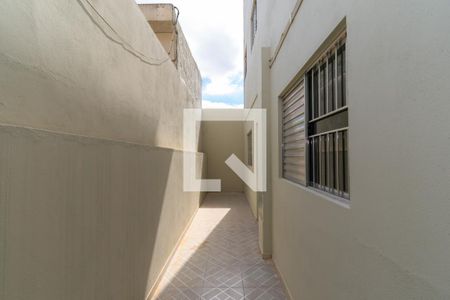 Casa para alugar com 57m², 2 quartos e sem vagaÁrea comum