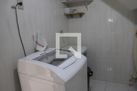 Casa à venda com 106m², 3 quartos e 1 vagaÁrea de Serviço