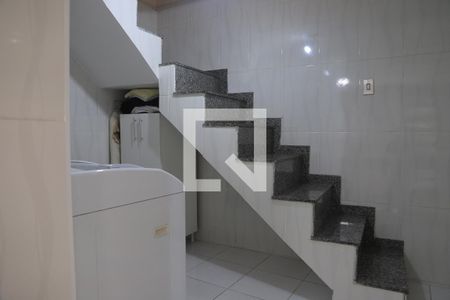 Casa à venda com 106m², 3 quartos e 1 vagaÁrea de Serviço
