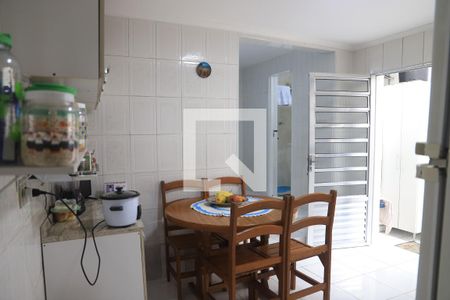 Casa à venda com 106m², 3 quartos e 1 vagaCozinha