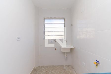 Casa de condomínio para alugar com 57m², 2 quartos e sem vaga Casa de condomínio para alugar com 57m², 2 quartos e sem vagaÁrea de Serviço