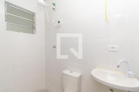 Casa de condomínio para alugar com 57m², 2 quartos e sem vaga Casa de condomínio para alugar com 57m², 2 quartos e sem vagaBanheiro