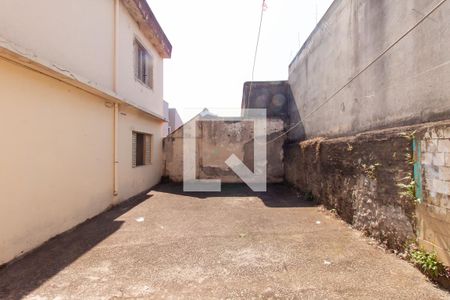 Casa para alugar com 60m², 1 quarto e sem vaga Casa para alugar com 60m², 1 quarto e sem vagaÁrea externa