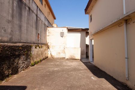 Casa para alugar com 60m², 1 quarto e sem vaga Casa para alugar com 60m², 1 quarto e sem vagaÁrea externa