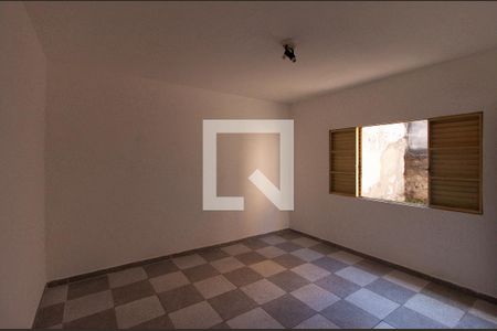 Kitnet de casa para alugar com 1 quarto, 60m² em Vila Alpina, São Paulo