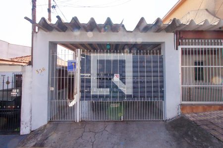 Casa para alugar com 60m², 1 quarto e sem vaga Casa para alugar com 60m², 1 quarto e sem vagaFachada