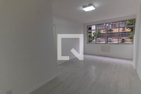 Sala de apartamento para alugar com 2 quartos, 75m² em Icaraí, Niterói