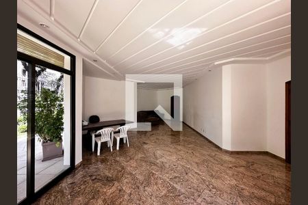 Apartamento à venda com 237m², 3 quartos e 3 vagasSalão de Festas