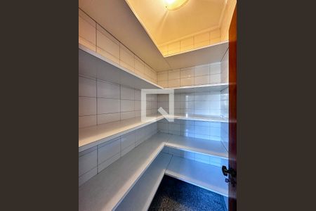 Apartamento à venda com 237m², 3 quartos e 3 vagasDespensa