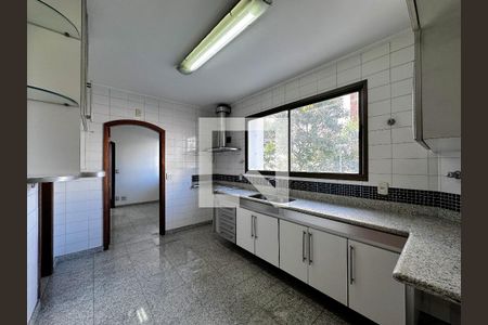 Apartamento à venda com 237m², 3 quartos e 3 vagasCozinha