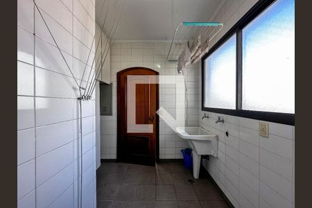 Apartamento à venda com 237m², 3 quartos e 3 vagasÁrea de Serviço