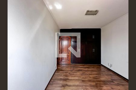 Apartamento à venda com 237m², 3 quartos e 3 vagasQuarto