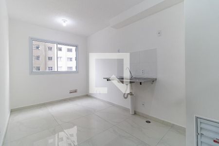 Cozinha de apartamento à venda com 1 quarto, 24m² em Jardim Santa Emília, São Paulo