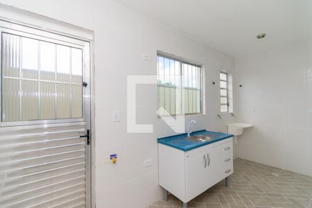 Cozinha de casa de condomínio para alugar com 1 quarto, 22m² em Vila Diva (zona Leste), São Paulo