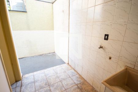 Apartamento para alugar com 80m², 2 quartos e 1 vagaÁrea de Serviço