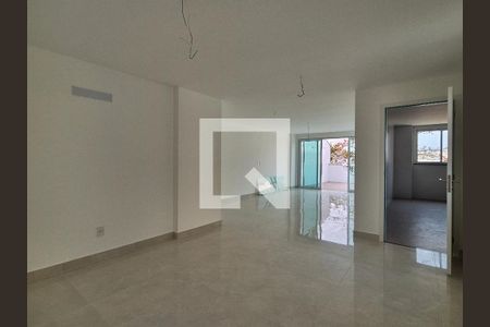 Apartamento à venda com 180m², 3 quartos e 3 vagassala