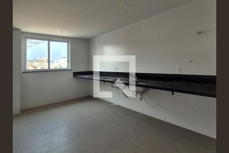 Apartamento à venda com 180m², 3 quartos e 3 vagasCozinha