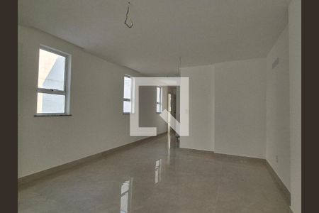 Apartamento à venda com 180m², 3 quartos e 3 vagassala