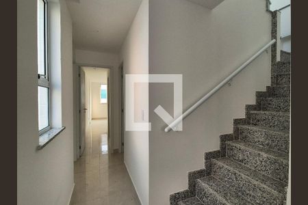 Apartamento à venda com 180m², 3 quartos e 3 vagasEscada