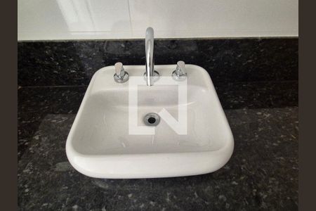 Apartamento à venda com 180m², 3 quartos e 3 vagasBanheiro da Suíte 2