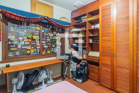 Casa para alugar com 230m², 4 quartos e 5 vagasQuarto 2