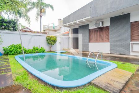 Casa para alugar com 230m², 4 quartos e 5 vagasPiscina