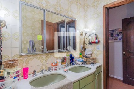 Casa para alugar com 230m², 4 quartos e 5 vagasBanheiro da Suíte 3