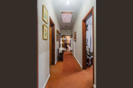 Casa para alugar com 230m², 4 quartos e 5 vagasCorredor