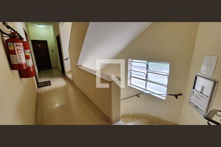 Apartamento para alugar com 69m², 1 quarto e 1 vagaEscada