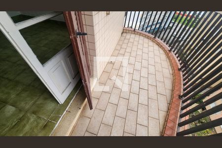 Apartamento para alugar com 69m², 1 quarto e 1 vagaVaranda