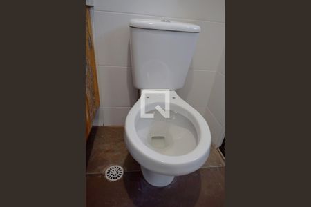 Banheiro de apartamento para alugar com 1 quarto, 25m² em Pinheiros, São Paulo