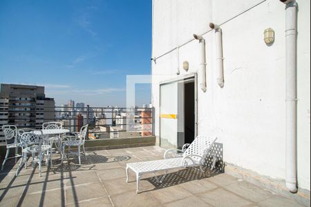 Apartamento à venda com 24m², 1 quarto e 1 vagaÁrea comum