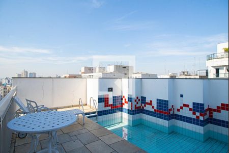 Apartamento à venda com 24m², 1 quarto e 1 vagaÁrea comum - Piscina