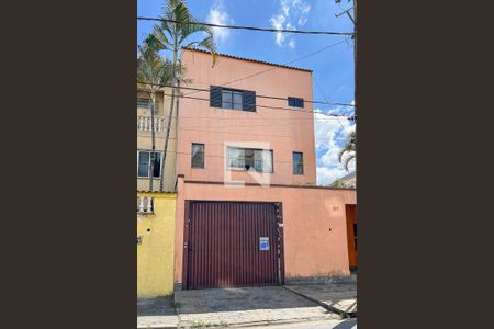 Casa à venda com 343m², 3 quartos e 6 vagasFachada + plaquinha
