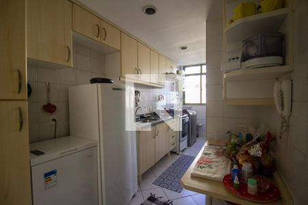 Apartamento à venda com 78m², 3 quartos e 1 vaga Apartamento à venda com 78m², 3 quartos e 1 vagaCozinha e Área de Serviço