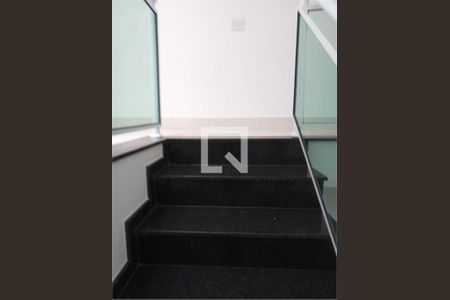 Casa à venda com 3 quartos, 210m² em Vila Mangalot, São Paulo