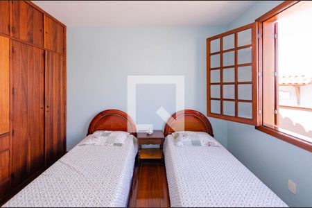 Casa à venda com 366m², 4 quartos e 8 vagasQuarto 2