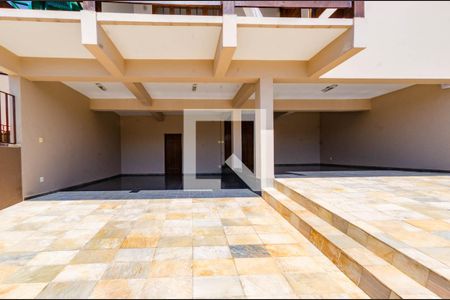 Casa à venda com 366m², 4 quartos e 8 vagasGaragem