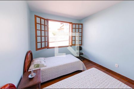 Casa à venda com 366m², 4 quartos e 8 vagasQuarto 2