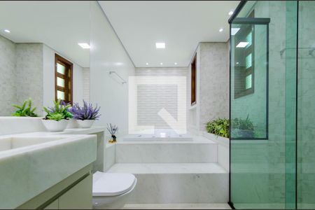 Casa à venda com 366m², 4 quartos e 8 vagasBanheiro suíte 1