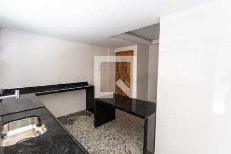 Apartamento para alugar com 80m², 2 quartos e 1 vaga Apartamento para alugar com 80m², 2 quartos e 1 vagaCozinha