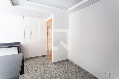 Sala de apartamento para alugar com 2 quartos, 80m² em Funcionários, Belo Horizonte